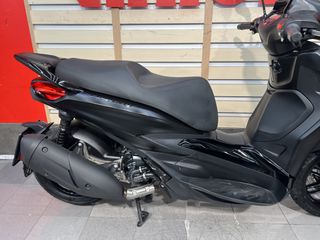 Piaggio Beverly 300i 2024 S-thumb-4