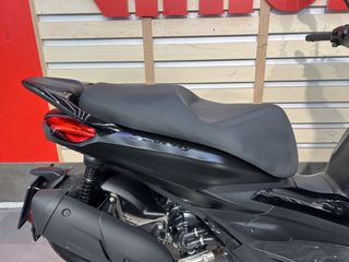 Piaggio Beverly 300i 2024 S-thumb-5