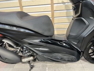 Piaggio Beverly 300i 2024 S-thumb-7