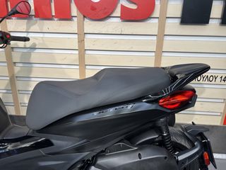 Piaggio Beverly 300i 2024 S-thumb-19