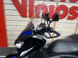 Yamaha XMAX 250 2010-thumb-16