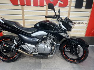 Suzuki Inazuma 250 2015-thumb-3