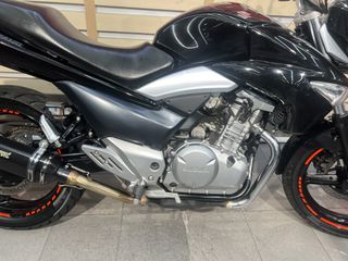 Suzuki Inazuma 250 2015-thumb-7