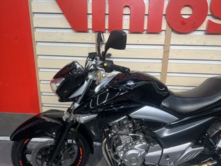 Suzuki Inazuma 250 2015-thumb-16