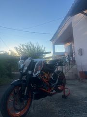 KTM 390 Duke 2016-thumb-4
