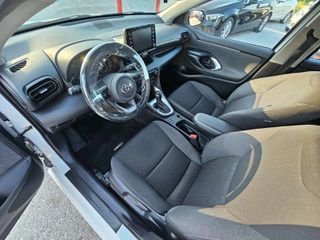 Toyota Yaris 2021 1.5 116ps Hybrid Active Plus-thumb-14