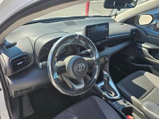 Toyota Yaris 2021 1.5 116ps Hybrid Active Plus-thumb-13