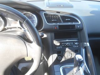 Peugeot 3008 2011-thumb-7