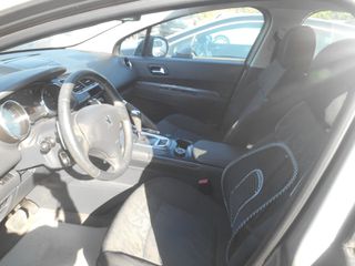 Peugeot 3008 2011-thumb-8