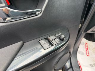 Toyota Hilux 2017 2.4 1/5 ΚΑΜΠΙΝΑ!!!-thumb-2