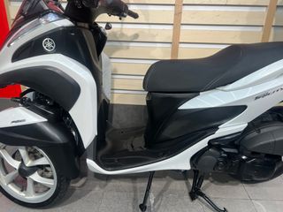 Yamaha Tricity 125 2016-thumb-16