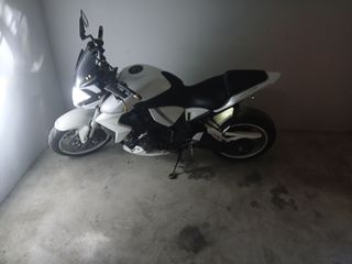 Honda CB 1000 R 2010 Cb1000r-thumb-3