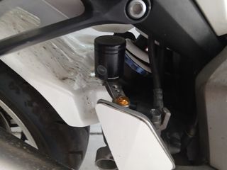 Honda CB 1000 R 2010 Cb1000r-thumb-11