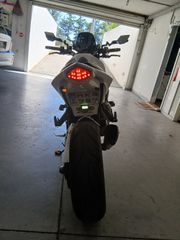 Honda CB 1000 R 2010 Cb1000r-thumb-18