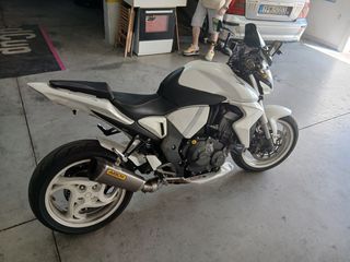 Honda CB 1000 R 2010 Cb1000r-thumb-20