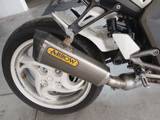 Honda CB 1000 R 2010 Cb1000r-thumb-22