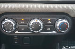Nissan Micra 2018 VISIA PLUS|Bluetooth-thumb-25