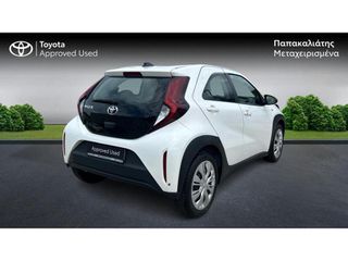 Toyota Aygo 2023 X-PLAY CLIMA SMART KEY-thumb-6