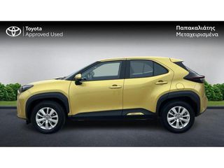 Toyota Yaris Cross 2022 active-thumb-2