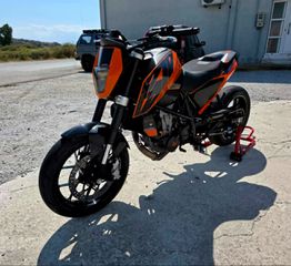 KTM 690 Duke 2019-thumb-5