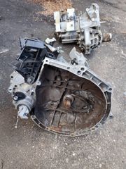 Peugeot 208 HM01-thumb-1