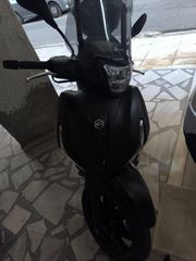 Piaggio Beverly 300 2023-thumb-2