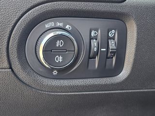 Opel Crossland X 2018 1.2 TURBO-thumb-33