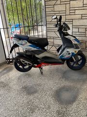 Aprilia 2008