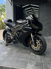 Yamaha YZF-R1 2005-thumb-2