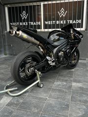 Yamaha YZF-R1 2005-thumb-5