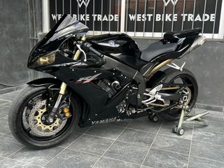 Yamaha YZF-R1 2005-thumb-9