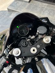 Yamaha YZF-R1 2005-thumb-15