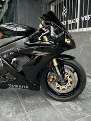 Yamaha YZF-R1 2005-thumb-25