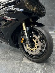 Yamaha YZF-R1 2005-thumb-26
