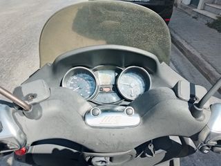 Piaggio MP3 300 LT 2011 bussiness-thumb-3