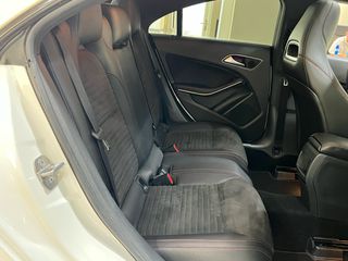 Mercedes-Benz CLA 180 2018 AMG LINE/ΟΘΟΝΗ/CAMERA/LED/PANORAMA/KEYLESS/EU6-thumb-46