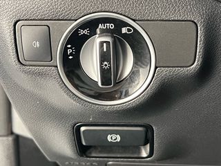 Mercedes-Benz CLA 180 2018 AMG LINE/ΟΘΟΝΗ/CAMERA/LED/PANORAMA/KEYLESS/EU6-thumb-17