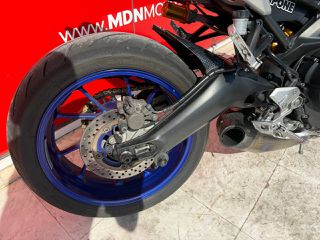 Yamaha MT-09 2017-thumb-7