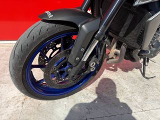 Yamaha MT-09 2017-thumb-27