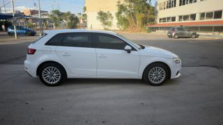 Audi A3 2018-thumb-2