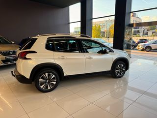 Peugeot 2008 2018 Allure • Panorama • Άριστο-thumb-4