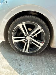 Peugeot 208 2017 Peugeot 208 1.2 e-THP GT Line-thumb-39