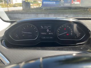 Peugeot 208 2017 Peugeot 208 1.2 e-THP GT Line-thumb-25