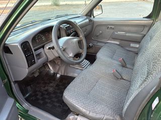 Nissan King Cab 2000 D22-thumb-17