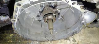 ΚΙΒΩΤΙΟ ΤΑΧΥΤΗΤΩΝ -(31020-08032)-ΑΠΟ ΑΜΑΞΗ ΜΕ 63000 ΧΙΛΙΟΜΕΤΡΑ- ΣΑΣΜΑΝ REXTON--(MA40300041)-MOUSO 2300CC -3200cc BENZINA ΠΡΟΣΦΟΡΑ