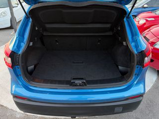 Nissan Qashqai 2018-thumb-7