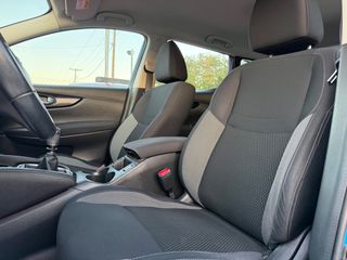 Nissan Qashqai 2018-thumb-8