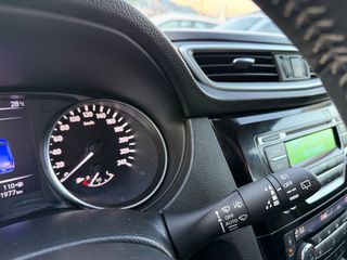 Nissan Qashqai 2018-thumb-12
