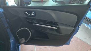 Renault Clio 2014 GT LINE 1,2 120PS-thumb-33