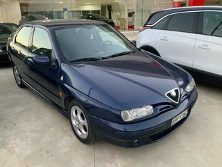 Alfa Romeo Alfa 146 1999-thumb-2